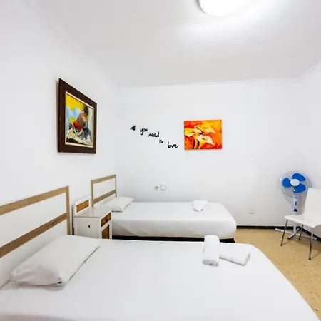 Nestor De La Torre I Apartament