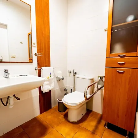 Nestor De La Torre I Apartament *